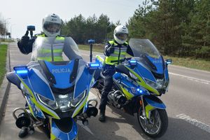 Policjanci na motocyklach