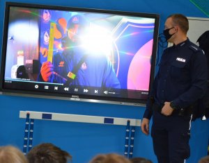 telebim i policjant