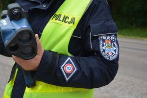 Policjant z radarem
