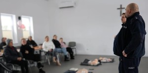 policjanci na spotkaniu