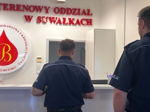 Policjant w krwiodastwie